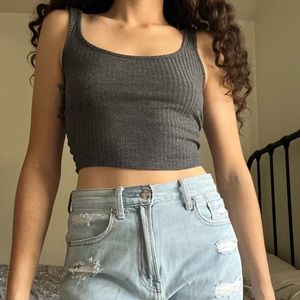 Simple crop tank